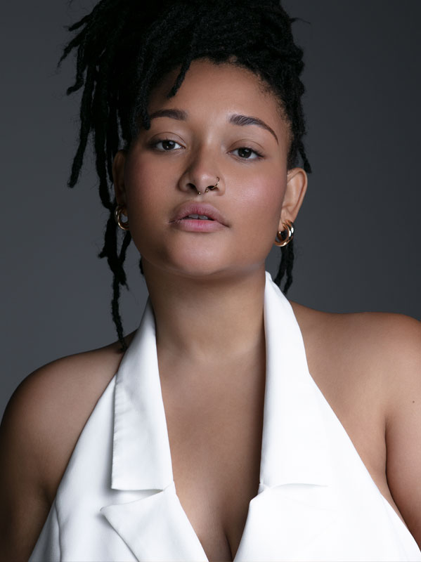 Vanessa Plus Size Model Agency - 12+ UK Model Management - Models with ...